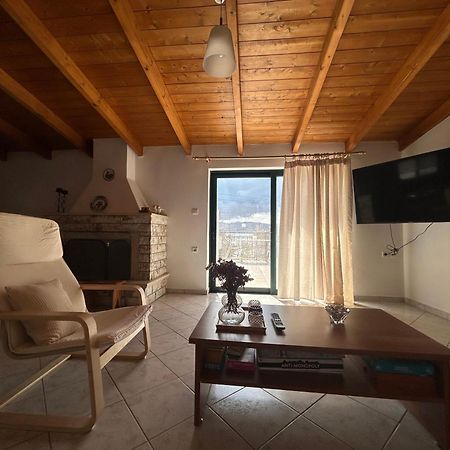Lena S Apartment นาฟปาคตอส ภายนอก รูปภาพ